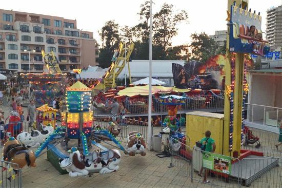Lunapark w Słonecznym Brzegu