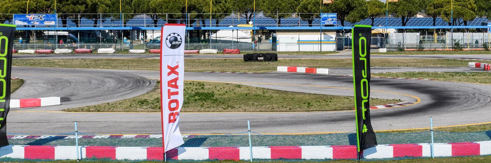 Tor kartingowy Pista Azzura